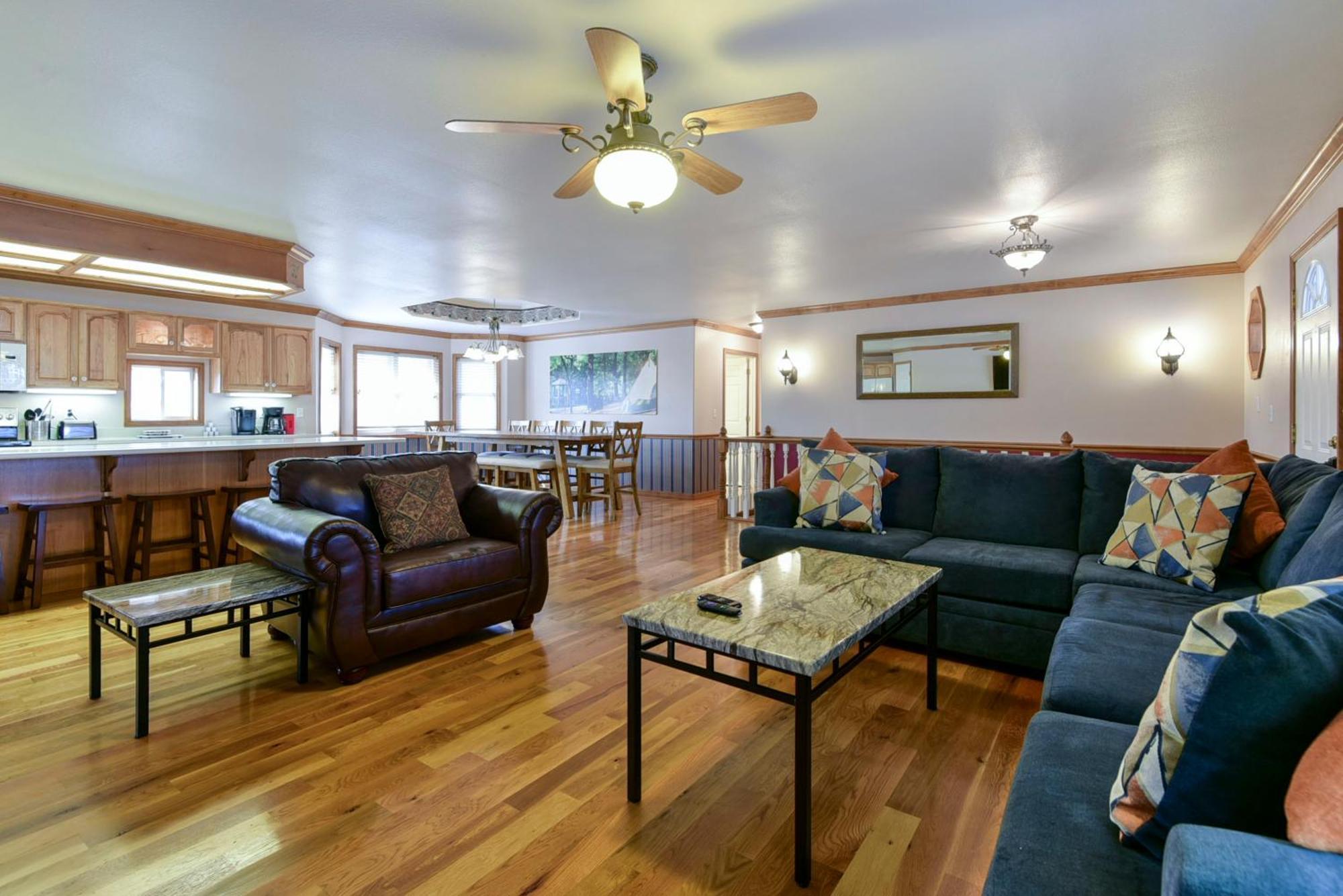 5 Bedroom Vacation Home Next To Silver Dollar City Branson Dış mekan fotoğraf