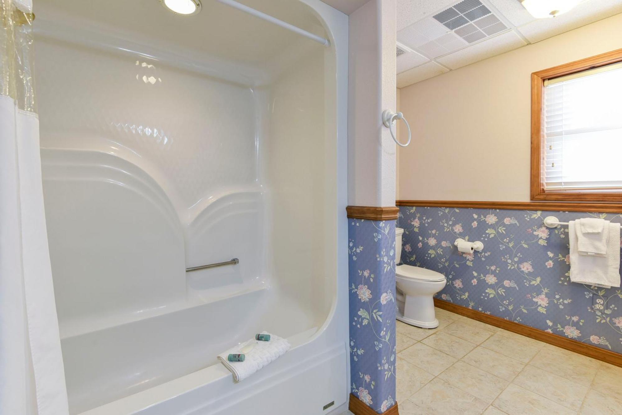 5 Bedroom Vacation Home Next To Silver Dollar City Branson Dış mekan fotoğraf
