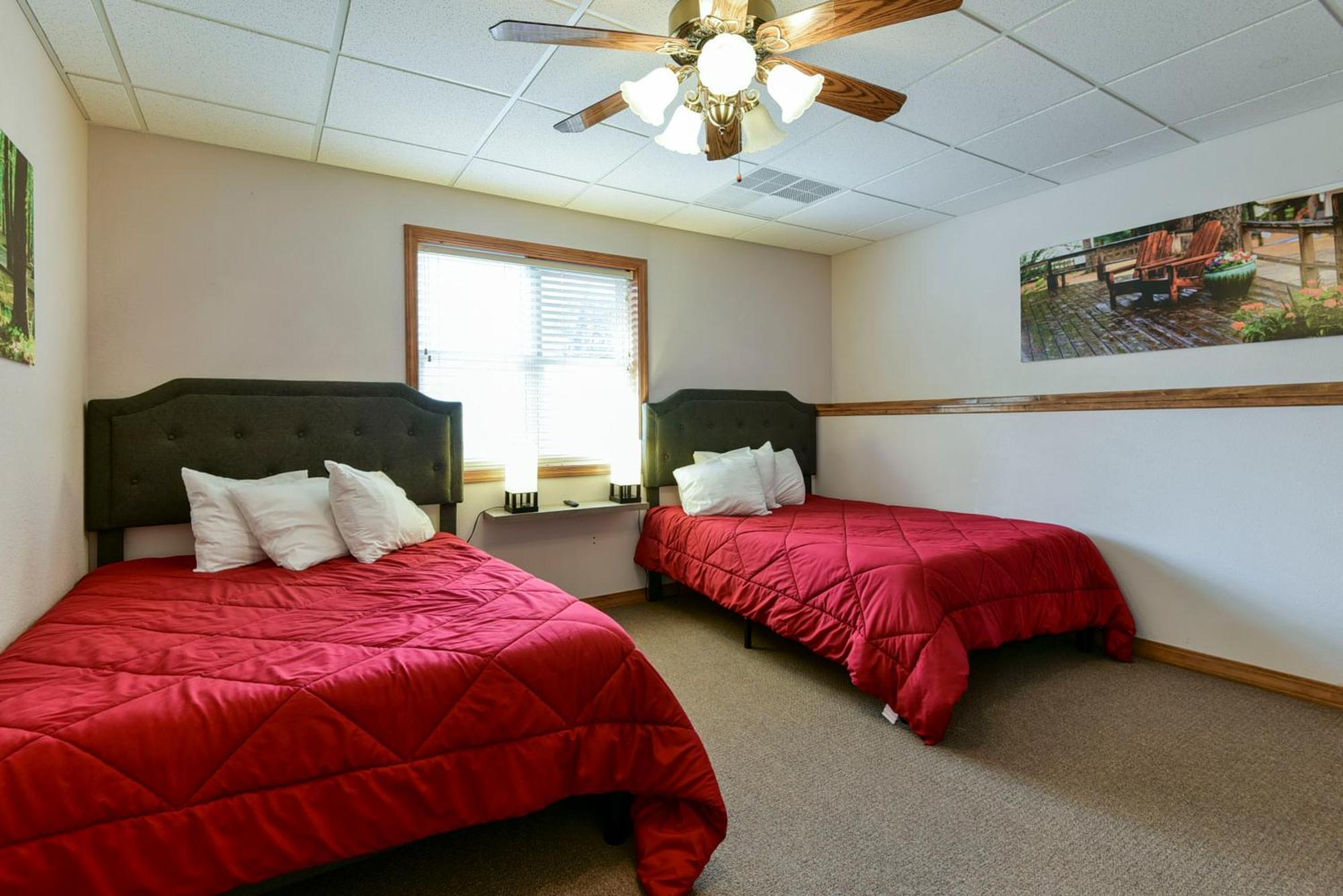 5 Bedroom Vacation Home Next To Silver Dollar City Branson Dış mekan fotoğraf